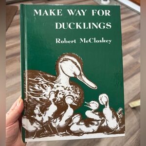 Make Way for Ducklings by Robert McCloskey 1969 Hardcover First Published 1941